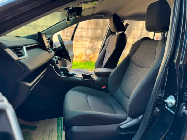 2019 Toyota Rav4 Low Mileage