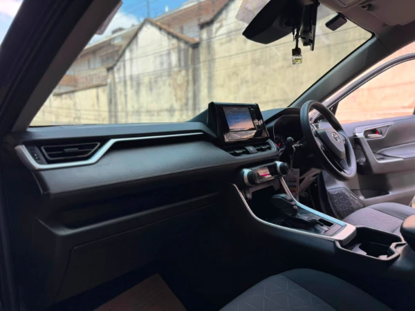 2019 Toyota Rav4 Low Mileage