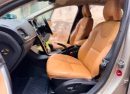 2017 Volvo V40 T5 AWD Cross Country