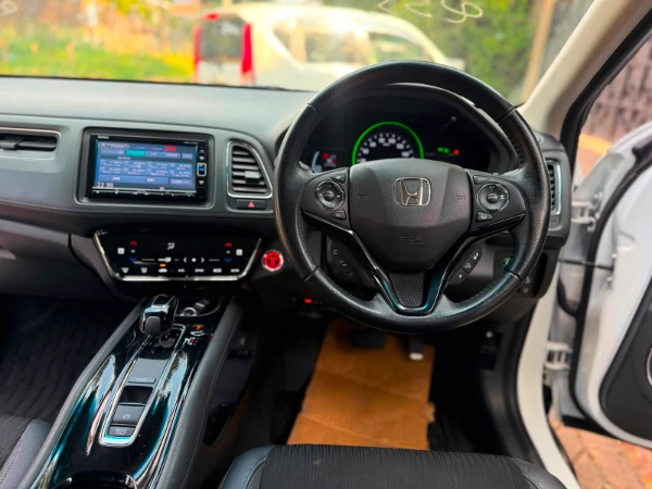 2019 Honda Vezel Hybrid Low Mileage