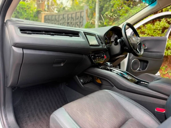 2019 Honda Vezel Hybrid Low Mileage