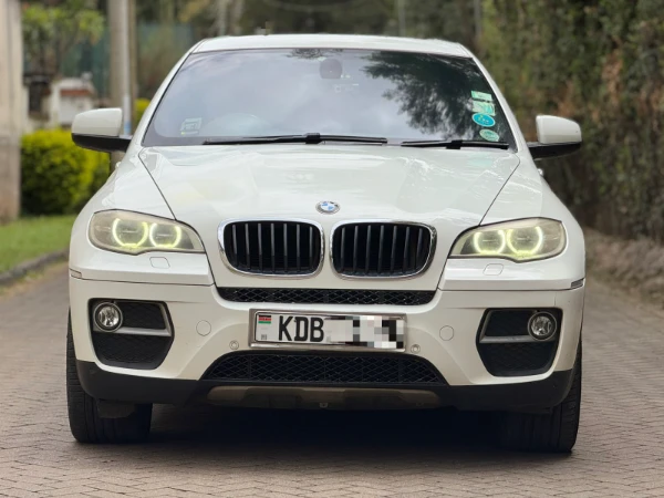 2013 BMW X6 Sunroof