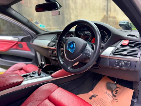 2013 BMW X6 Sunroof