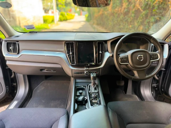 2019 Volvo XC60 D4 AWD
