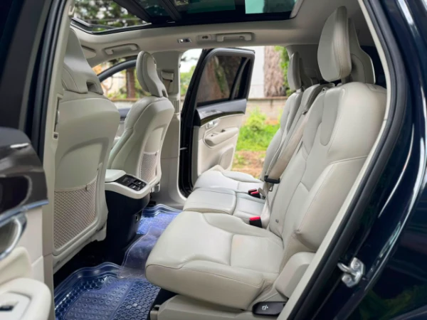2019 Volvo XC90 Sunroof AWD