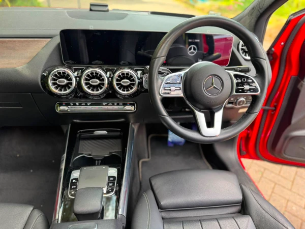 2019 Mercedes Benz B180 Sunroof