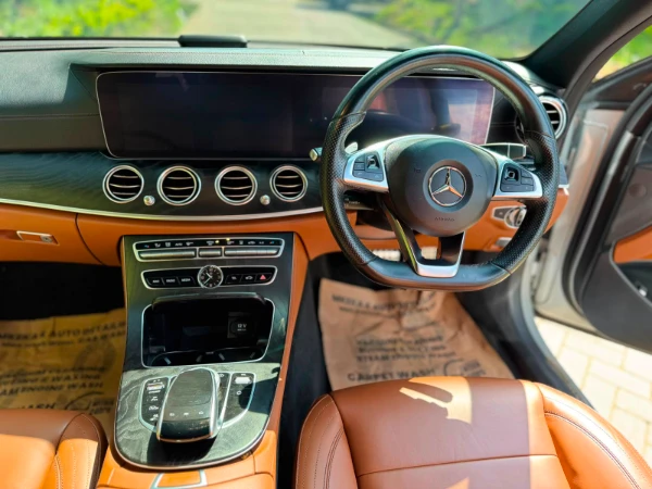 2019 Mercedes Benz E350e Low Mileage