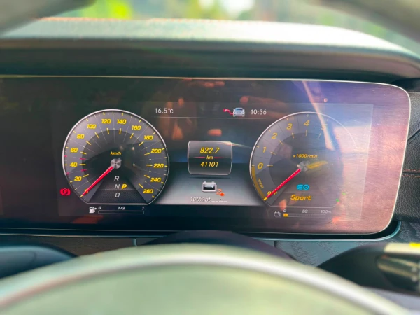 2019 Mercedes Benz E350e Low Mileage