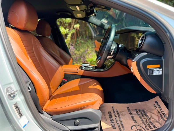 2019 Mercedes Benz E350e Low Mileage