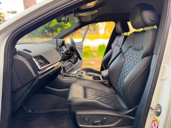 2021 Audi SQ5 Quattro