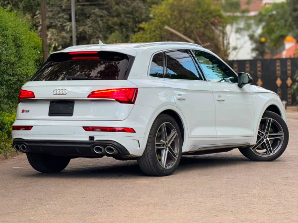 2021 Audi SQ5 Quattro