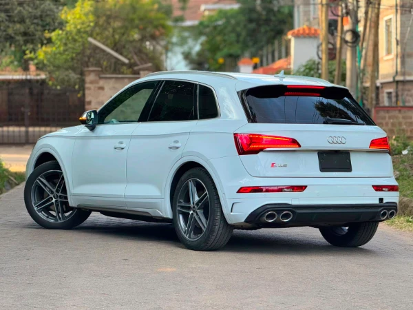 2021 Audi SQ5 Quattro