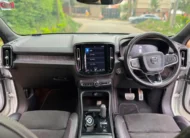 2019 Volvo XC40 T4 R Design