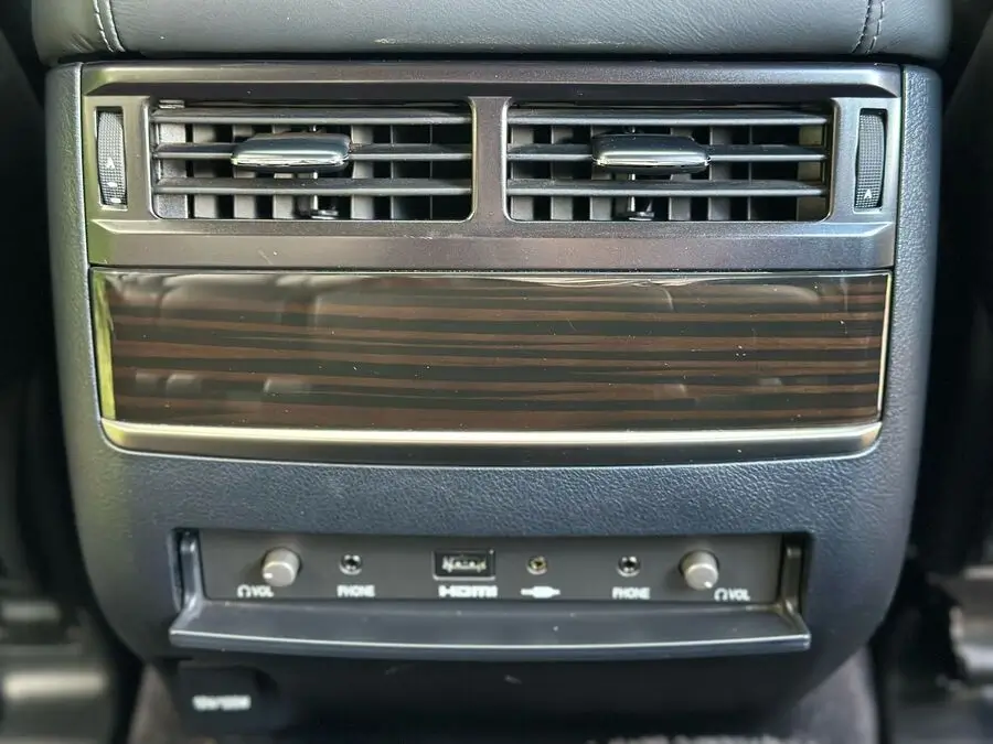 2018 Lexus LX570 Fully Loaded Sunroof