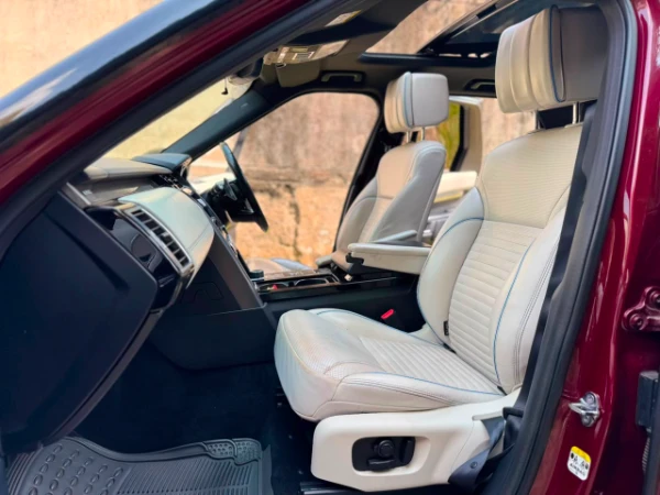 2019 Land Rover Discovery HSE TD6 Sunroof