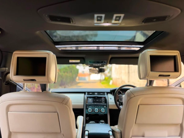 2019 Land Rover Discovery HSE TD6 Sunroof