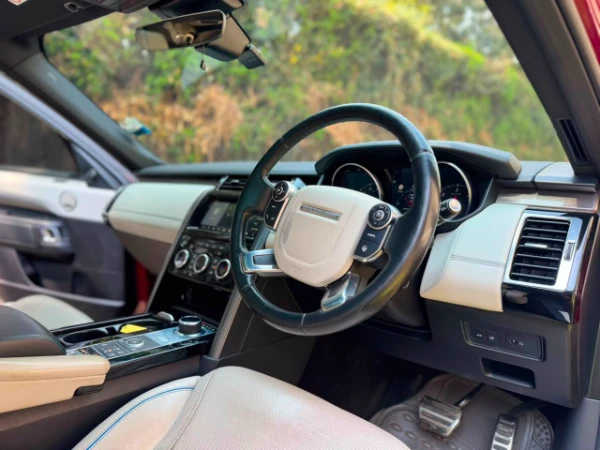 2019 Land Rover Discovery HSE TD6 Sunroof