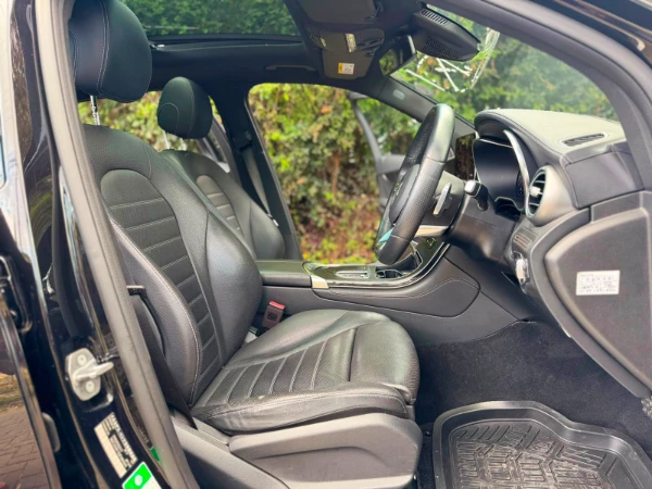 2019 Mercedes Benz GLC220d 4Matic Fully Loaded