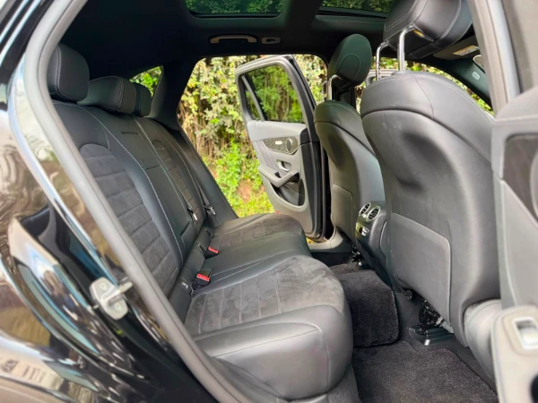 2020 Mercedes Benz GLC220d 4MATIC Sunroof