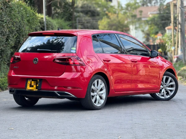 2019 Volkswagen Golf