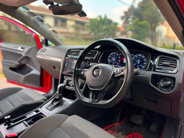 2019 Volkswagen Golf