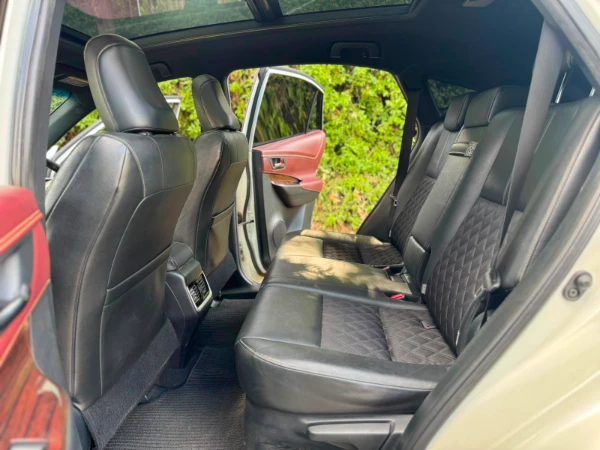 2016 Toyota Harrier Sunroof