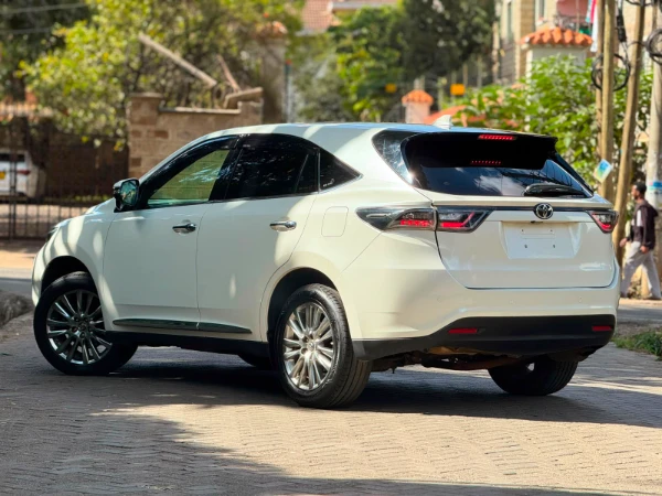 2016 Toyota Harrier Sunroof