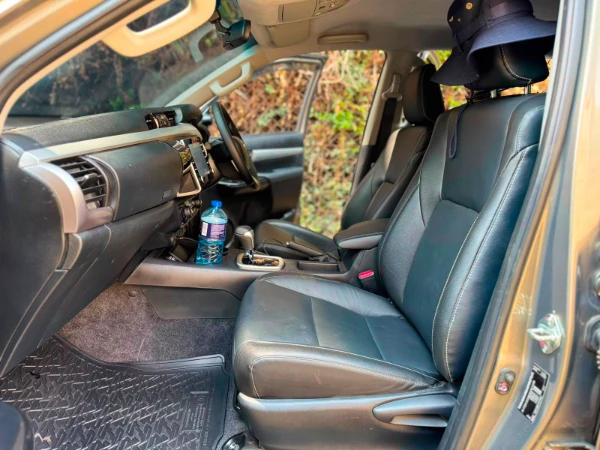 2025 Toyota Hilux Low Mileage