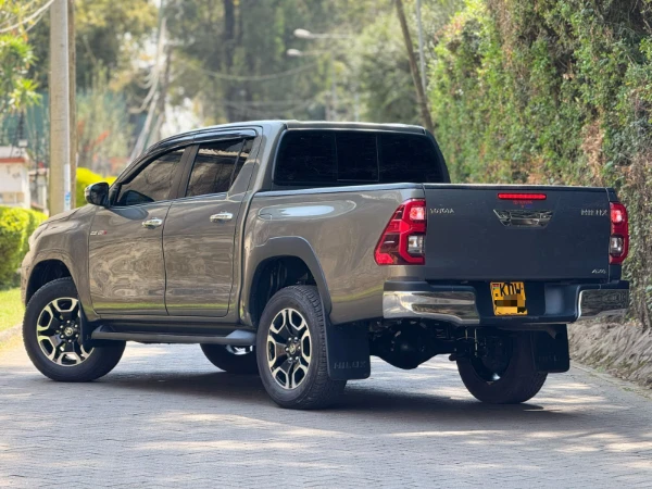 2025 Toyota Hilux Low Mileage