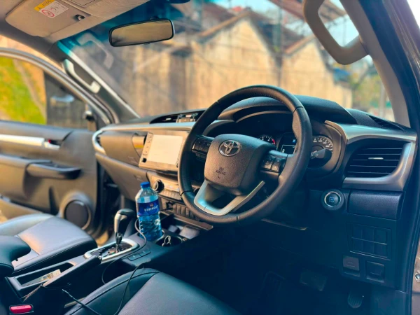 2025 Toyota Hilux Low Mileage