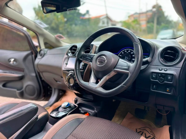 2018 Nissan Note E-Power Hybrid Medalist