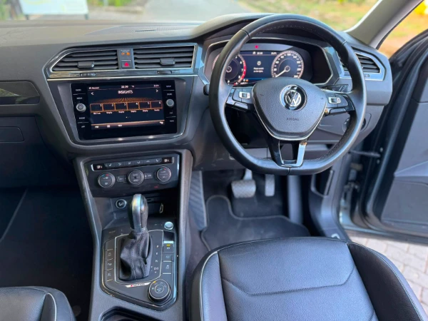 2019 Volkswagen Tiguan 330 TSI 4Motion Sunroof