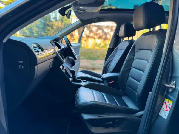 2019 Volkswagen Tiguan 330 TSI 4Motion Sunroof