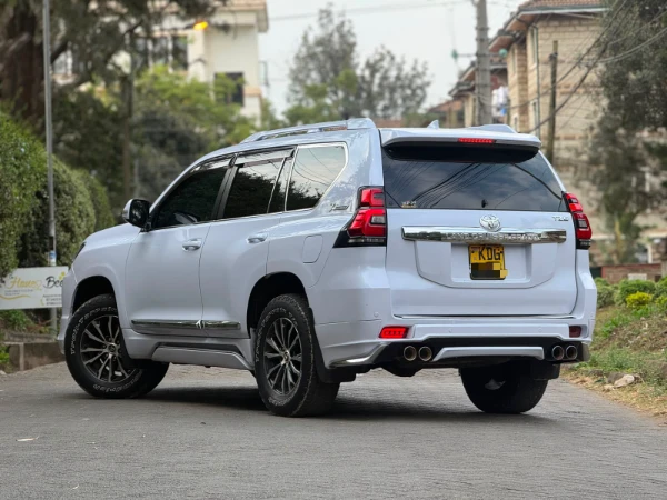 2015 Toyota LandCruiser Prado TZG Sunroof