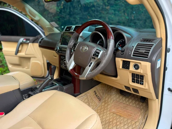 2015 Toyota LandCruiser Prado TZG Sunroof