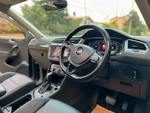 2021 Volkswagen Tiguan AllSpace Sunroof