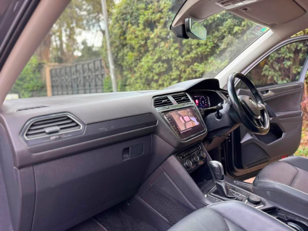 2021 Volkswagen Tiguan AllSpace Sunroof