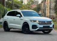 2020 Volkswagen Touareg Sunroof