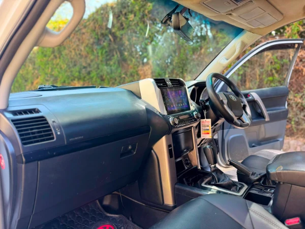 2011 Toyota LandCruiser Prado TX Sunroof