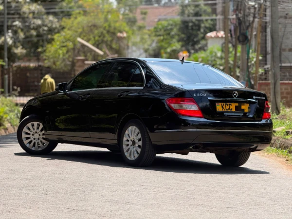 2009 Mercedes Benz C200