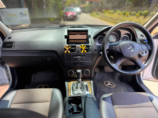 2010 Mercedes Benz C250
