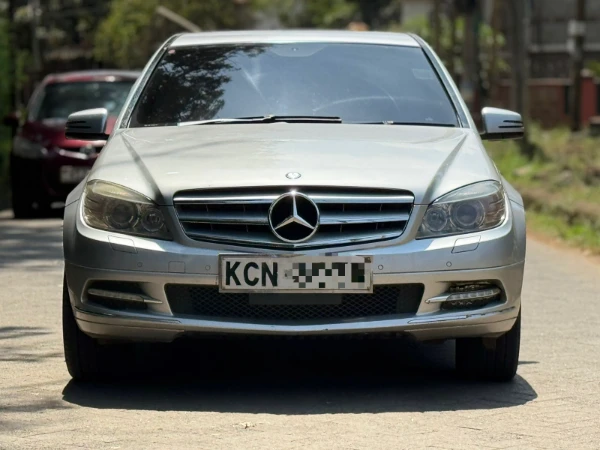 2010 Mercedes Benz C250