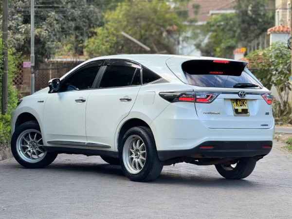2015 Toyota Harrier Hybrid