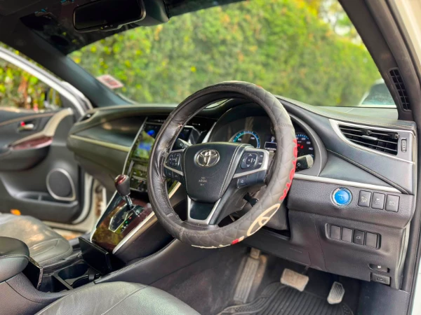 2015 Toyota Harrier Hybrid