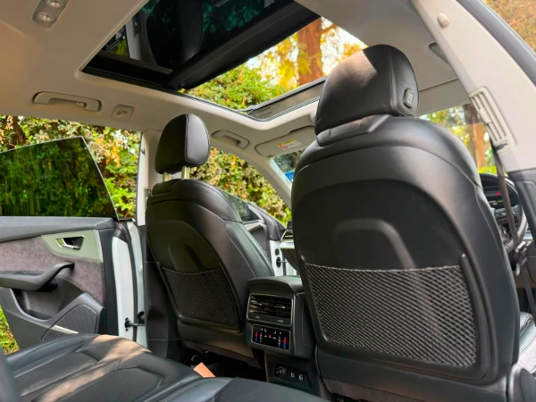 2020 Audi Q8 55 TFSI Quattro S-Line Sunroof