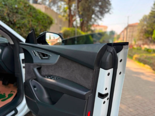 2020 Audi Q8 55 TFSI Quattro S-Line Sunroof