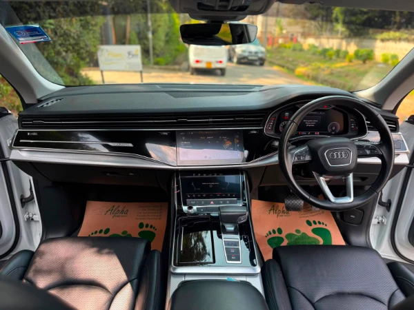 2020 Audi Q8 55 TFSI Quattro S-Line Sunroof