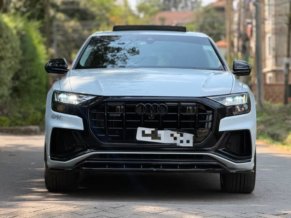 2020 Audi Q8 55 TFSI Quattro S-Line Sunroof
