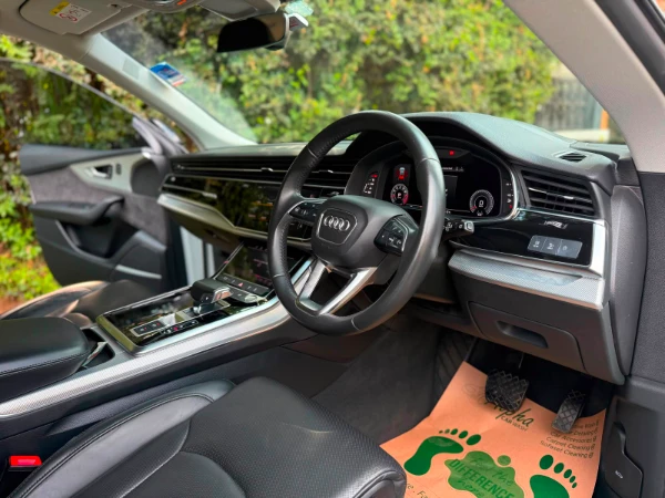 2020 Audi Q8 55 TFSI Quattro S-Line Sunroof