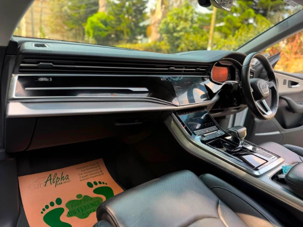 2020 Audi Q8 55 TFSI Quattro S-Line Sunroof